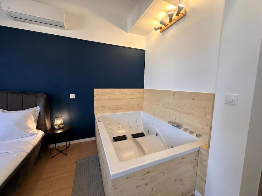 Britich 3D: Suite Spa Prive, Clim, Thermal/Artem 南锡 外观 照片